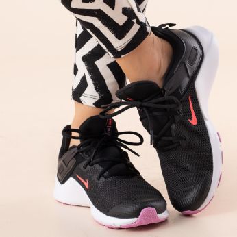 Тренировочная обувь Nike Essential 