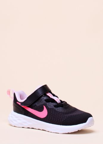 Беговая обувь  Revolution 6 Nike